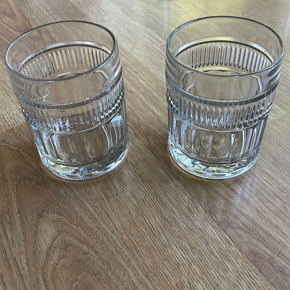 2 VTG ANCHOR HOCKING DIAMOND CUT CLEAR GLASSES